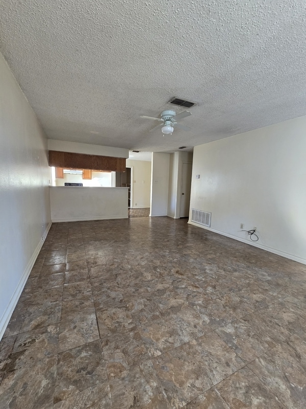 Foto del edificio - 6975 Brown St