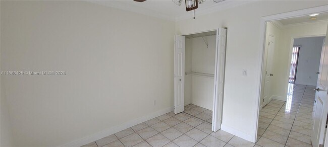Building Photo - 2211 W 52nd St