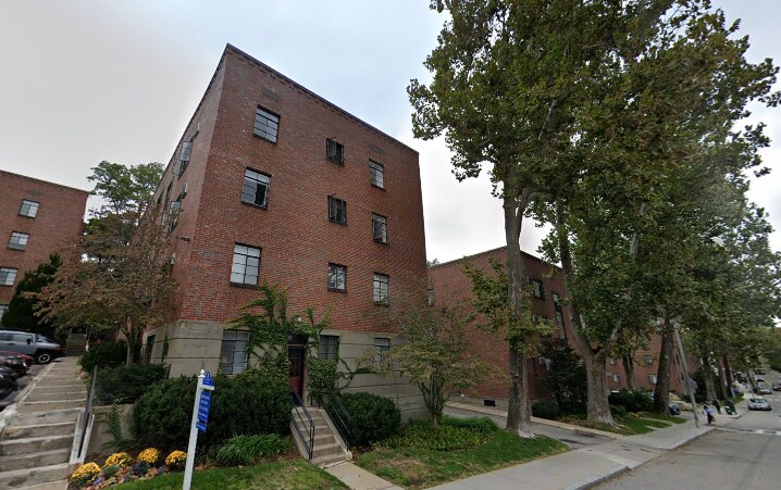 Primary Photo - 72 Saint Paul St