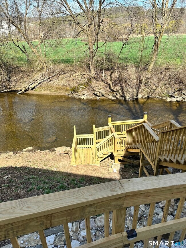 Building Photo - 15 Lower Rd