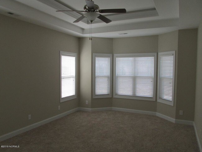 Building Photo - 411 Ardan Oaks Cir