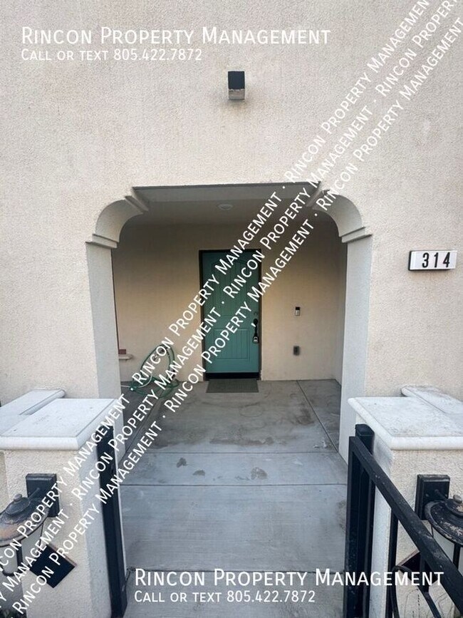 Building Photo - Mariposa at Springville East-Camarillo *Be...