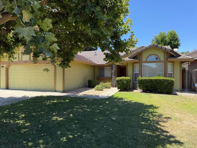 Building Photo - 4 bedroom single story in Turlock!