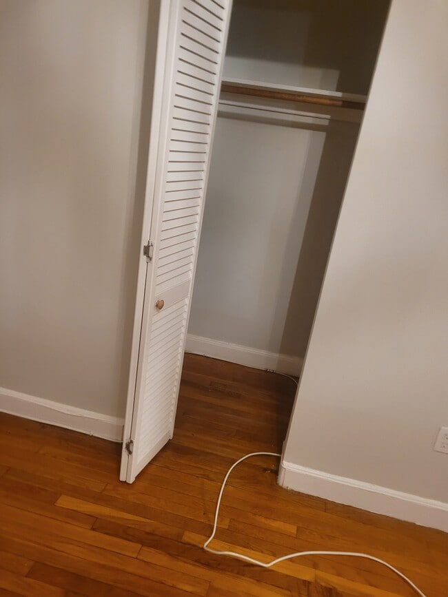 Foto del edificio - 61 Selkirk Rd