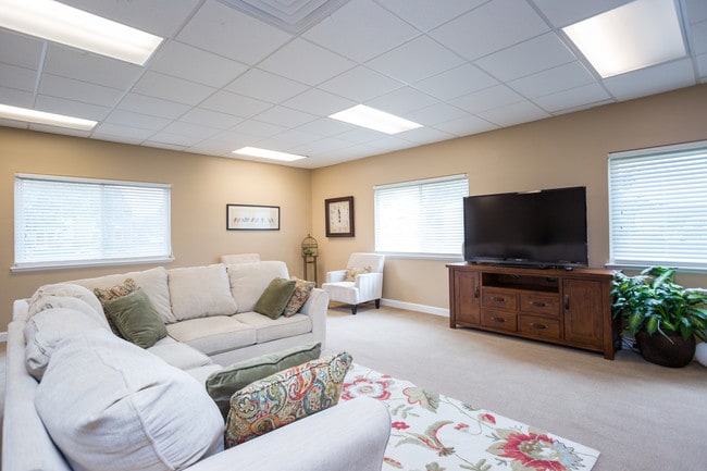 Community Clubhouse - Harpers Square Apartments