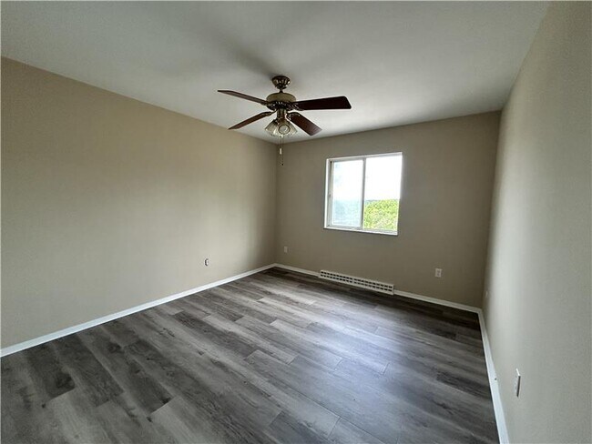 Building Photo - 108 Cunningham Ln