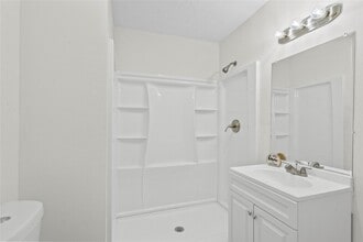 Building Photo - 2105 2nd St