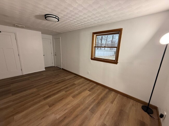 Building Photo - 55 N Belgian Rd