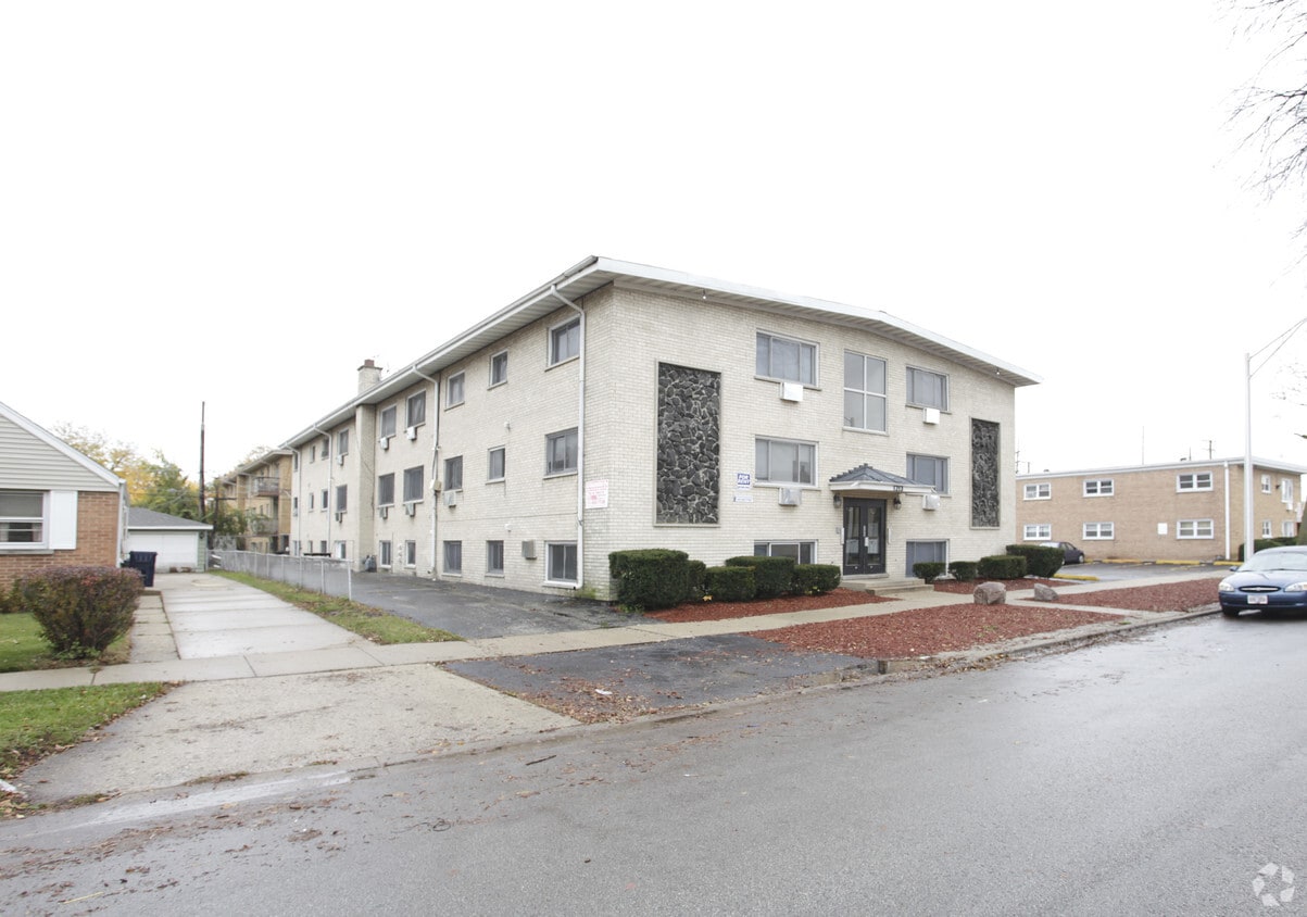 Building Photo - 1213 N 34th Ave