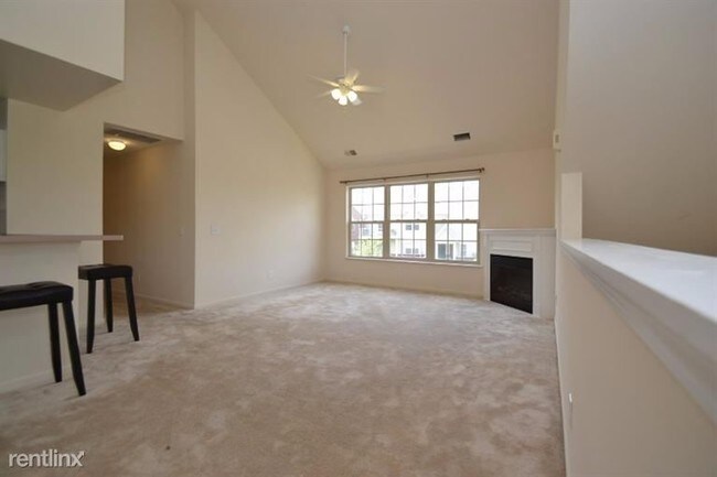 Foto del edificio - 1328 Addington Ln