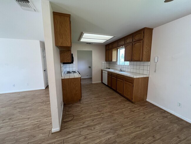 Foto del edificio - 3543 Homestead Rd