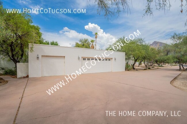 Foto del edificio - Oro Valley Country Club Golf Course Estate