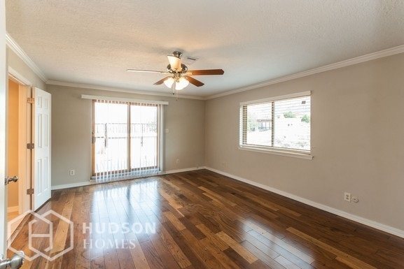 Foto del edificio - 100 Juniper Hill Rd NE