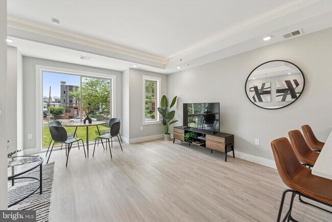 Foto del edificio - 2401 N 2nd St