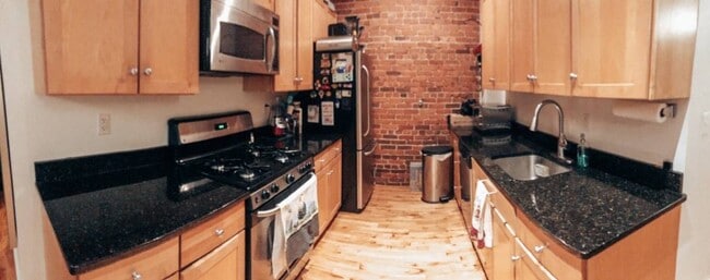 Building Photo - 88 Franklin St