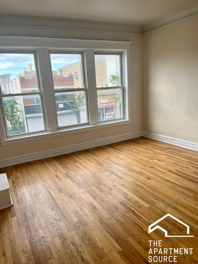 Building Photo - 2408 W 63rd St