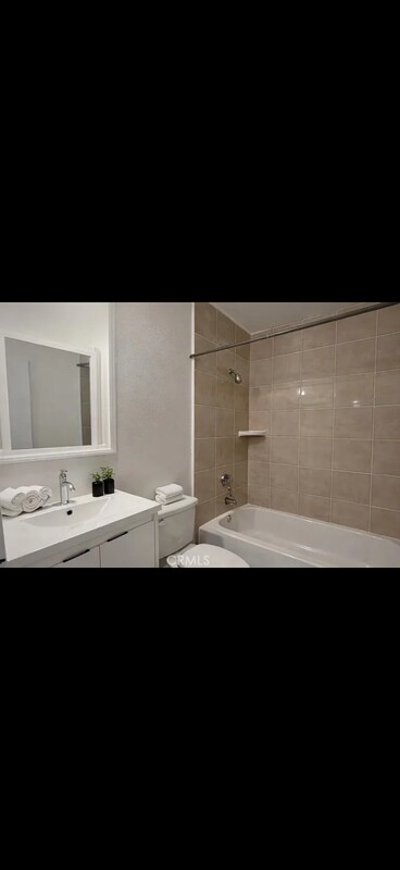 Foto del edificio - 318 W Avenue 37