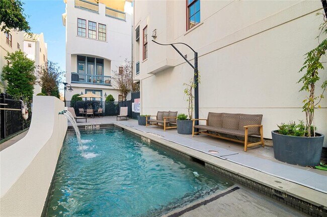 Foto del edificio - 273 E 27th St