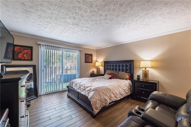 Foto del edificio - 2618 Stoney Creek Rd SE