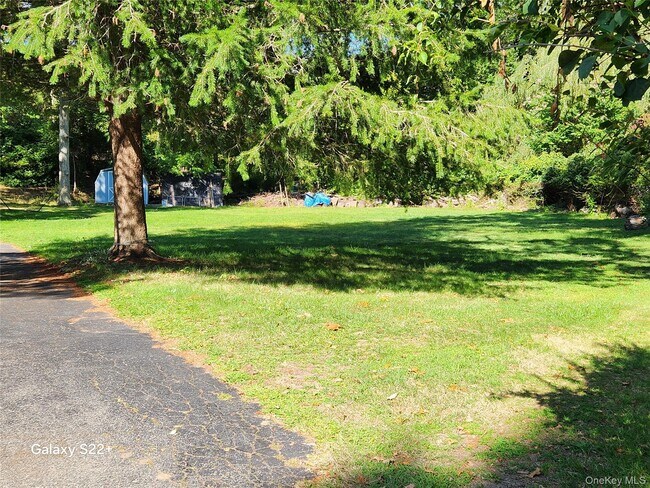 Building Photo - 4 Norman Dr