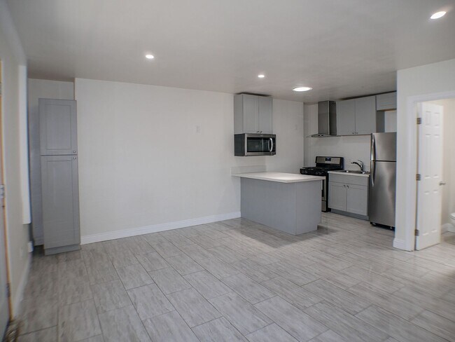 Foto del edificio - 1404-1406 Gowin St