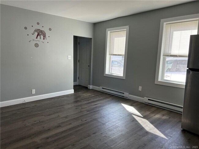 Building Photo - 1 -5-5 Taftville-Occum Rd