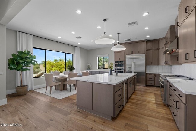 Building Photo - 13114 E Juan Tabo Rd