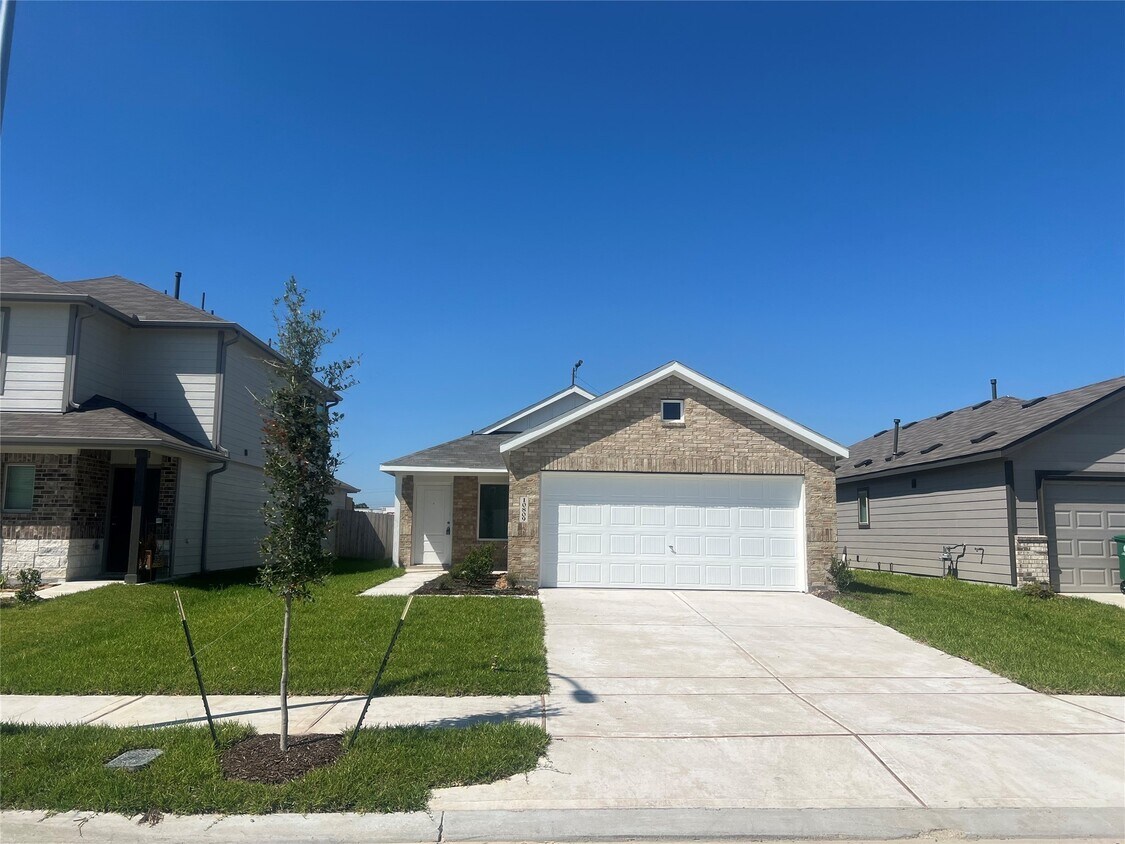 Foto principal - 10809 Red Orchid Dr