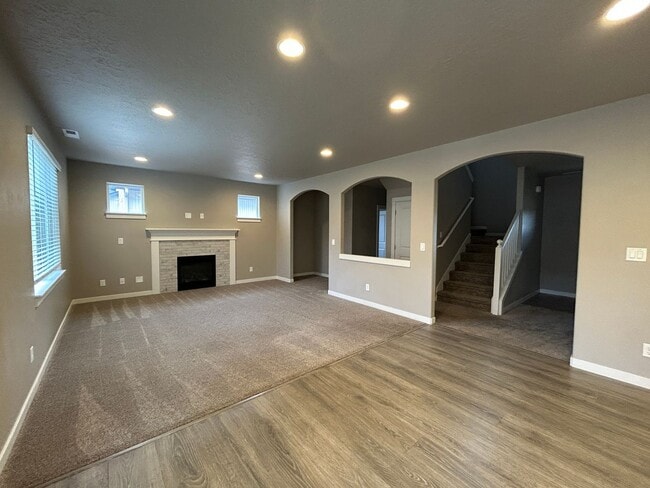 Building Photo - New 3 Bedroom / 2.5 Bathroom + Office Hous...