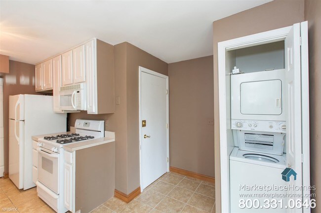 Building Photo - 2 br, 2 bath Condo - 1970 Tall Oaks Dr Apt 2A