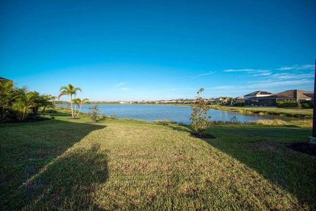 Foto del edificio - 6524 Clairborne Ln