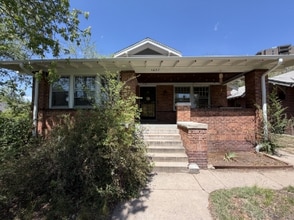 Building Photo - 1201 E Virginia Ave