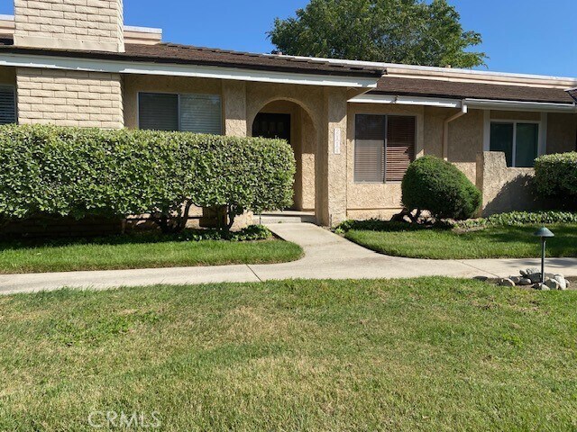 Foto del edificio - 2114 Crespi Ln