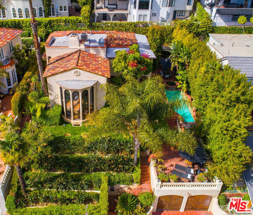 Foto principal - 6613 Whitley Terrace