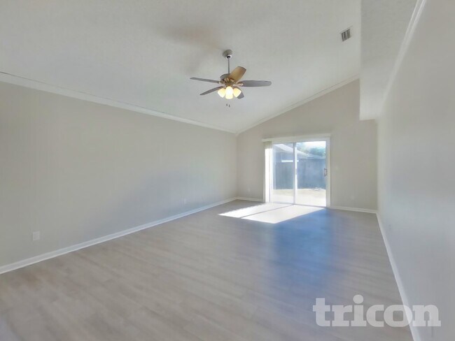 Building Photo - 7650 Ginder Ct