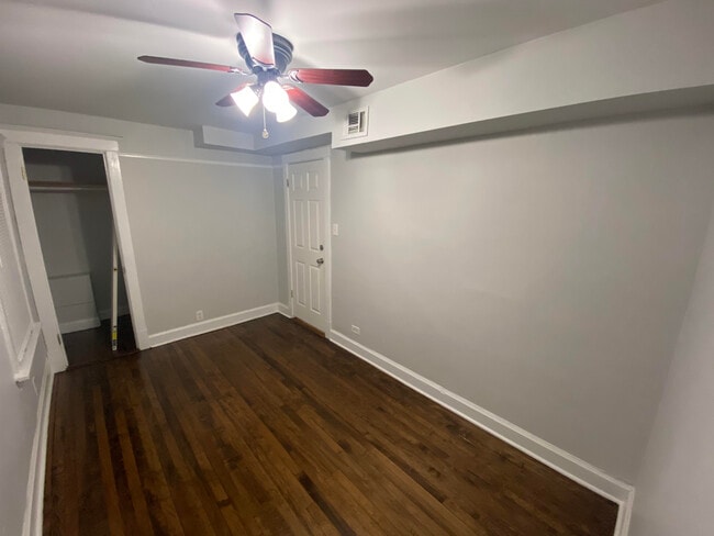 Building Photo - 4224 N Kimball Ave