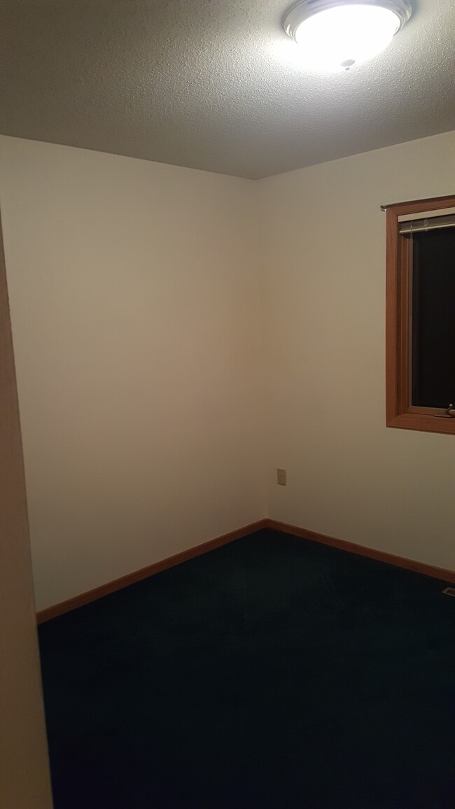 Building Photo - 3942 Meadow Brook ct