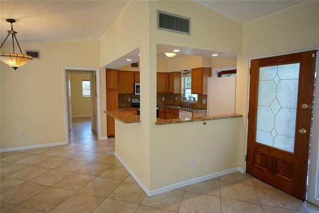 Foto del edificio - 3416 Picwood Rd