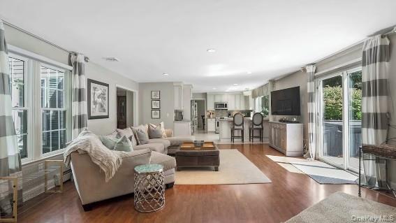 Foto del edificio - 2803 N Wading River Rd