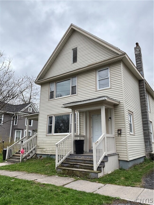 Building Photo - 131 West St