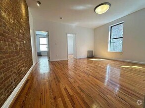 Building Photo - 160 W 118th St