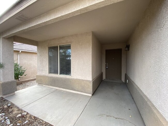 Foto del edificio - Fabulous 3BR/2Bath in Cabezon of Rio Rancho