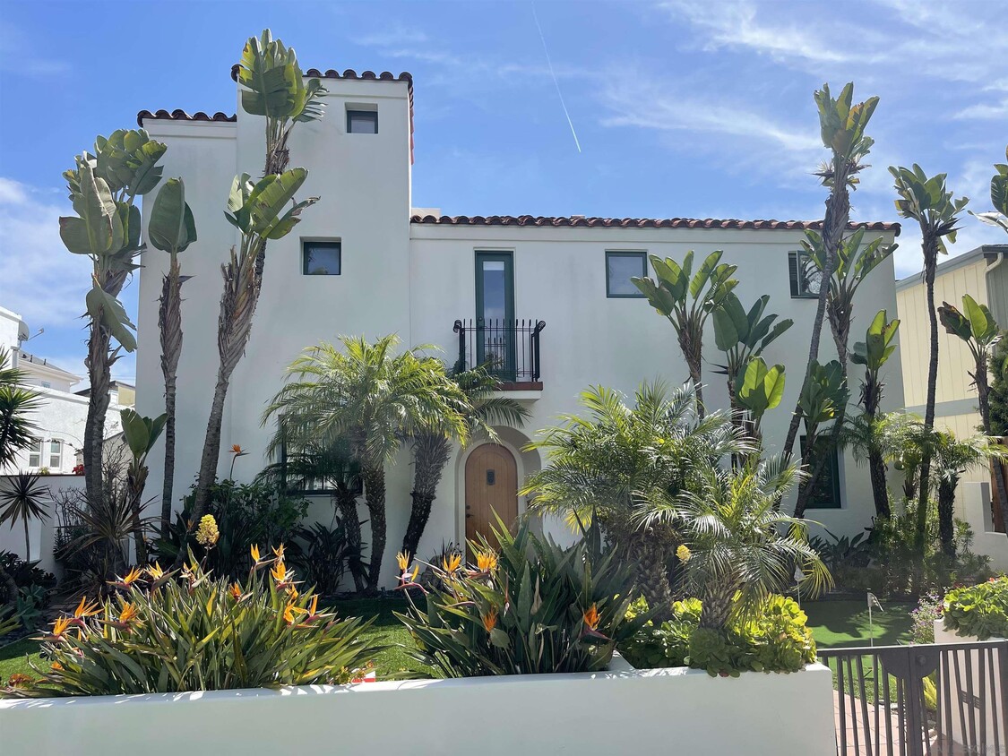 345 J Ave, Coronado, CA 92118 House for Rent in Coronado, CA