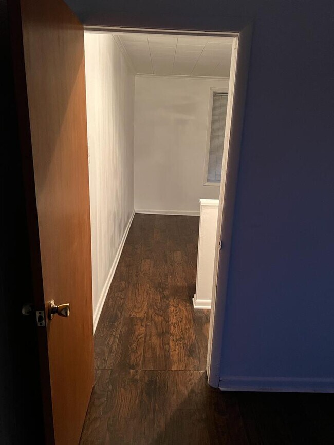 Foto del edificio - 821 E Pine St