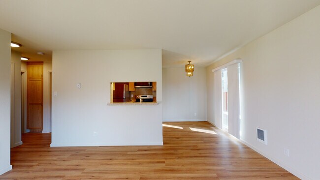 Foto del edificio - 950 Chula Vista Ave