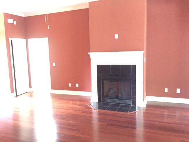 Building Photo - 131 Winslow Cir