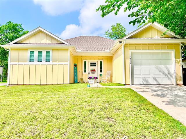 Foto principal - 1213 W Woodard St