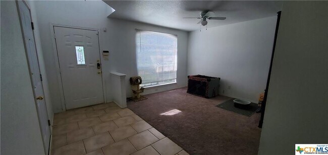 Building Photo - 1203 Saddle Dr