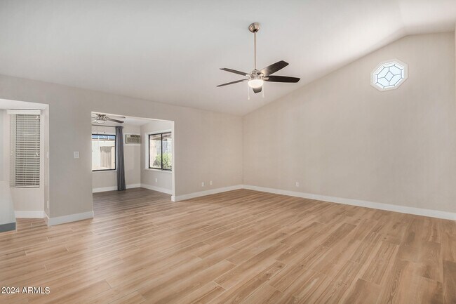 Building Photo - 3128 E Charleston Ave