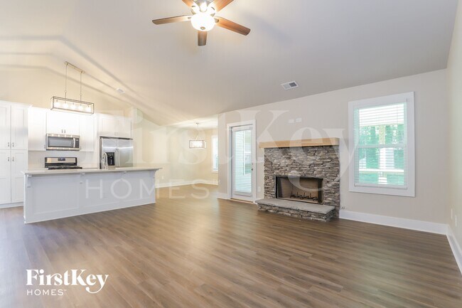 Building Photo - 7030 Lawson Dr